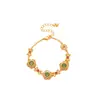 Pulsera de Flor de Metal con Cuentas Chapada en Oro Real de 24 Quilates Pulsera de Oro Arena Retro Francesa Lujo Accesible Joyería de Gama Alta para Mujeres
