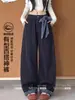 Calça Jeans Feminina Outono 2026 Novo Estilo Calça Scimitar Infantil para Meninas Calça Wide Leg para Crianças Maiores Roupas de Outono Calças Super Bonitas