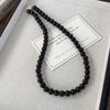 Collar de blogger con el mismo estilo, cierre de lingote con cuentas de vidrio negro, cadena para la clavícula de lujo ligero, simple y versátil para el uso diario