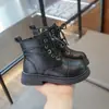 Botas de cuero para niños 2026 nuevo modelo botas estilo Martin para niños botas cortas estilo británico botas de cuero de moda para niñas con suelas suaves antideslizantes