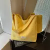 Nuevo Bolso de Mano de Gran Capacidad de Lujo para Otoño Invierno Bolso de Hombro Versátil de Nicho para Mujer Bolso Tote Casual