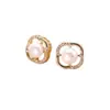 Pendientes de Perla con Incrustaciones de Diamante de Flor de Cuatro Hojas de Lujo Ligero para Mujer, Diseño de Nicho, Elegantes, Exquisitos y Versátiles