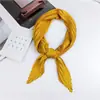 Lenço Quadrado Dobrado Diamante de 70 Cores Sólidas Primavera e Outono Quatro Estações Artístico Estilo Coreano Japonês Pequeno Lenço de Seda Versátil Decorativo Pequeno Lenço para Mulheres