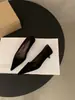 Sapatos femininos vermelhos de bico fino com salto kitten estilo francês, 2025 primavera e outono elegantes pretos para o trabalho salto fino alto