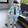 Conjunto de Camisa de Algodão de Verão para Meninos Estilo Coreano Camisa Bonita de Manga Curta Infantil Conjunto de Duas Peças para Bebês e Crianças Pequenas Roupas Estilosas