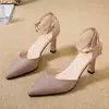Nuevas sandalias de tacón alto versátiles de verano para mujer con diseño hueco, punta fina, tacón delgado, zapatos de tendencia nicho 2026