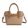 Bolsa Tote de Ombro Único Grande Capacidade Retrô Feminina Moda Verão 2026 Bolsa de Ombro Único Tipo Saco para o Trabalho Bolsa de Braço de Alto Valor