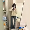 Jeans acampanados de tiro bajo de alta calle americanos para mujer, nuevo estilo de verano, diseño moderno, nicho, corte ajustado, versátiles, elásticos