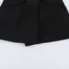 Venta al por mayor 2026 Verano Nueva Ropa Femenina Estilo Europeo y Americano: Mono de pierna corta con cuello halter y hebilla de nudo 12610