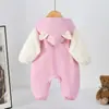 Enterizo con capucha para bebé niña de primavera y otoño con aplicación de gato 3D, combinación de colores rosa y blanco, cremallera bidireccional, adecuado para gatear al aire libre