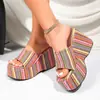 Sandalias de cuña a rayas coloridas de moda con plataforma gruesa para mujer, Sandalias de playa de estilo de hada con una tira, puntera abierta, que aumentan la altura