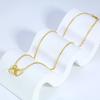 Cadena de clavícula de amor de doble anillo simple, versión coreana de acero de titanio en oro de 18 quilates que no se decolora, collar de celebridades de Internet, joyería de nicho para mujeres