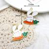 Colgante de conejo blanco con forma de zanahoria y aleación de aceite que gotea, accesorios de joyería DIY, dibujo animado de una linda chica fresca con forma de corazón.