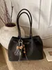 Bolsa de Mano Retro de Nicho Nueva Otoño 2025 Gran Capacidad Bolso de Mano para Mujer Viaje Casual Moda Bolso de Hombro