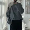 Camisa de gola alta meia-manga masculina moda primavera e outono marca suéter listrado estilo Ins Hong Kong Harajuku inner solta camiseta de manga comprida