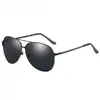 Moda coreana Gafas de sol polarizadas para hombre gafas de moda 8009 polarizadas antirreflejo para conducir modernas