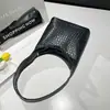 Bolsa Casual Retro de Grande Capacidade para Mulheres 2026 Nova Tendência Elegante Tecida Estilo Ins Bolsa de Ombro Tipo Balde com Personalidade