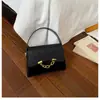 Bolso de Mano para Mujer Verano 2025 Nuevo Bolso Cuadrado Pequeño Transfronterizo con Acabado de Alta Gama, Bolso Cruzado Versátil, Bolso Pequeño de Moda