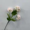 Hortênsia de Madeira Simulada com 3 Cabeças Bola de Neve Pequena Flor Artificial Decoração de Mesa para Sala de Estar Flor de Seda Arranjo de Flores de Hotel Sofisticado Decoração