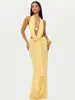 Moda Sexy Europea y Americana para Mujer 2026 Top Sexy sin Espalda con Cuello Halter, Cinta Fruncida y Conjunto de Falda Bodycon para Mujer