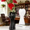 Jarrón Decorativo para el Hogar en Forma de Corazón Portátil Estilo Europeo Transfronterizo Pieza de Decoración para el Hogar de Arte en Resina Regalo de Nicho para el Día de San Valentín
