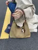 Bolso de Hombro Grande de Gran Capacidad Informal Estilo Coreano para Viajes Diarios para Mujer Otoño e Invierno 2025 Nuevo Bolso Tote Frosted Retro de Moda