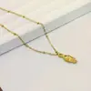 Colar de Aço Titânio Dourado para Mulheres, Não Desbota, Joia de Corrente de Clavícula de Luxo Leve de Nicho, de Alta Qualidade, Versátil, Moderno e Elegante