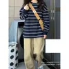 Camisa de manga larga a rayas retro americana para mujer, diseño holgado, estilo de nicho, top básico de manga larga para primavera y otoño