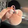 Lindo Llavero Colgante de Coche de Mickey Hecho de Piel de Conejo Rex, Juguete de Peluche Decoración para Mochila de Panda, Venta al por Mayor desde Fabricante
