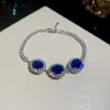 Pulsera geométrica redonda de circón chapada en oro real para mujer, de lujo ligero, alta gama, versátil, elegante y exquisita joyería