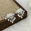 Pendientes de Perlas Estrelladas de Lujo Ligero Estilo Francés de Alta Gama para Mujer, Aguja de Plata S925, Diseño Único de Nicho, Accesorios para Orejas Estilo Festivo