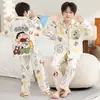 Conjunto de pijama de algodão nuvem de manga longa para meninos, fino, para primavera e outono, roupa de casa infantil com desenho animado, adequado para adolescentes usarem fora.