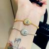 Nova Pulseira Escovada com Diamantes Brilhantes Cor de Ovo de Pombo Simples Versátil Estilo Retrô de Tribunal Feminino Pulseira Retrátil Transmissão ao Vivo
