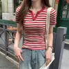 Camiseta de Manga Corta con Cuello Abierto a Rayas y Bloques de Color de Moda para Mujer, Nuevo Top Versátil Ajustado para el Verano 2026