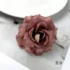 Cabeças de Flores de Rosa Pequenas Vintage Coloridas de Outono Simuladas DIY Tecido de Seda Flores Artificiais Materiais para Grampo de Cabelo Arranjo de Parede de Flores de Casamento