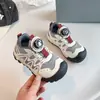 Novedad Otoño 2026 Zapatos de Senderismo para Exteriores para Niños Zapatos Deportivos Casuales Transpirables para Niños Zapatos de Malla Antideslizantes para Niñas