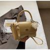 Bolso Pequeño de Moda para Mujer 2025 Nuevo Verano Bolso Cruzado Versátil con un Toque de Alta Gama, Bolso Cuadrado Pequeño de Mano, Bolso Tote Pequeño