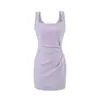 Vestido Quadrado com Alças Finas Estilo Francês Inspirado em Hepburn para Mulheres, Caimento Justo, Elegante Vestido Bodycon com Cintura Marcada e Pregas Estilo Kendall Jenner, Vestido Curto Regata