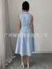 Atacado Aliexpress Novo Outono 2025 Vestido Longo Justo Sem Mangas com Gola Listrada de Botão Único e Cadarço para Mulheres