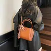 Bolsa Cesta de Legumes de Luxo para Mulheres 2025 Nova Tendência Primavera e Verão Bolsa de Ombro Transversal Bolsa Mensageiro Retrô para o Dia a Dia Bolsa Saco