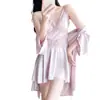 Conjunto de dos piezas de camisola de encaje francés calada para dormir, ropa de casa de seda helada con bata, admite OEM y venta al por mayor