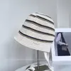 Chapéu de Tricô Fashion com Listras Coloridas e Cordão para Mulheres, Chapéu Bucket Versátil com Proteção Solar para Primavera e Verão, Chapéu de Sol para Viagem de Férias