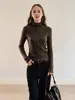Top de punto ajustado de estilo sencillo para mujer, colección de otoño, elegante y versátil, efecto adelgazante, capa base de manga larga acanalada