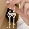 Pendientes Frescos y Compactos de Estilo Coreano, Versátiles para el Trayecto Diario, Pendientes de Lujo Ligero Calientes de Celebridades de Internet, Románticos y Elegantes de Estilo Francés