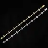 Pulsera Retro de Cruz de Diamantes para Mujer Pulsera de Nicho de Gama Alta Joyería de Mano de Diseño de Nicho de Lujo Ligero Venta al por Mayor Entrega