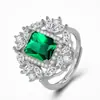 Anel Quadrado de Diamante Colorido Tesouro Celeb da Internet Venda Quente Moda Conjunto Completo de Diamantes Anel Retangular Diamante Esmeralda Cristal Vermelho