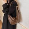 Bolsa de Ombro Estilo Balde Retrô 2025 Novo Estilo Coreano Estilo Casual Feminino Roupas Diárias de Trabalho Bolsa Transversal Grande Capacidade