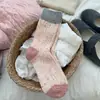 Atmosfera de Outono e Inverno Meias de Lã Cinza Rosa São Muito Meninas. o Mesmo Estilo que Coreano Ins Xiaohongshu