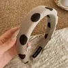 Faixa de Cabeça com Coroa Alta para Mulheres, Novo Estilo com Toque de Luxo, Faixa de Cabelo Larga Versátil para Sair, Acessório de Cabelo para Lavar o Rosto