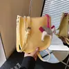 Bolsa de Mão de Alta Qualidade da Moda Tendência Nova da Primavera Transfronteiriça Bolsa de Ombro Feminina Versátil Bolsa Saco para o Dia a Dia